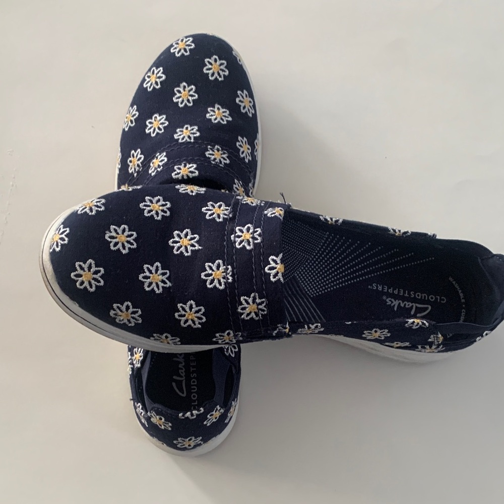 Clarks Navy Canvas Slip-On Flats with White & Yellow Daisy Embroidery - Picture 2 of 5